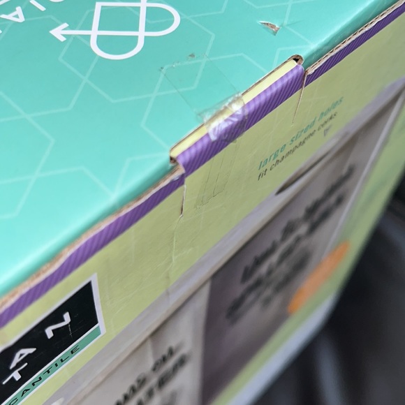 Meridian Point Mercantile Cork & Cap Saver home decor NIB NEW - Picture 4 of 8